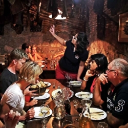 OPG Antunović Kuna Pelješac Konoba Interijer